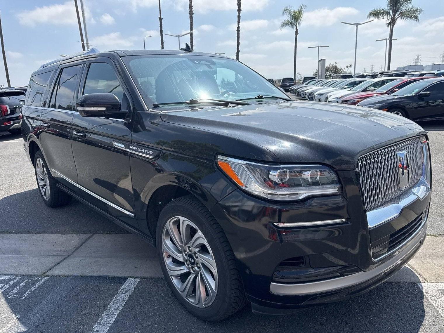 LINCOLN NAVIGATOR L 2022 5LMJJ3KT0NEL05141 image